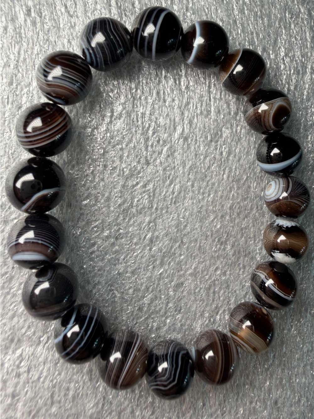 Gorgeous 10MM Black Banded Agate Natural Crystal Bracelet